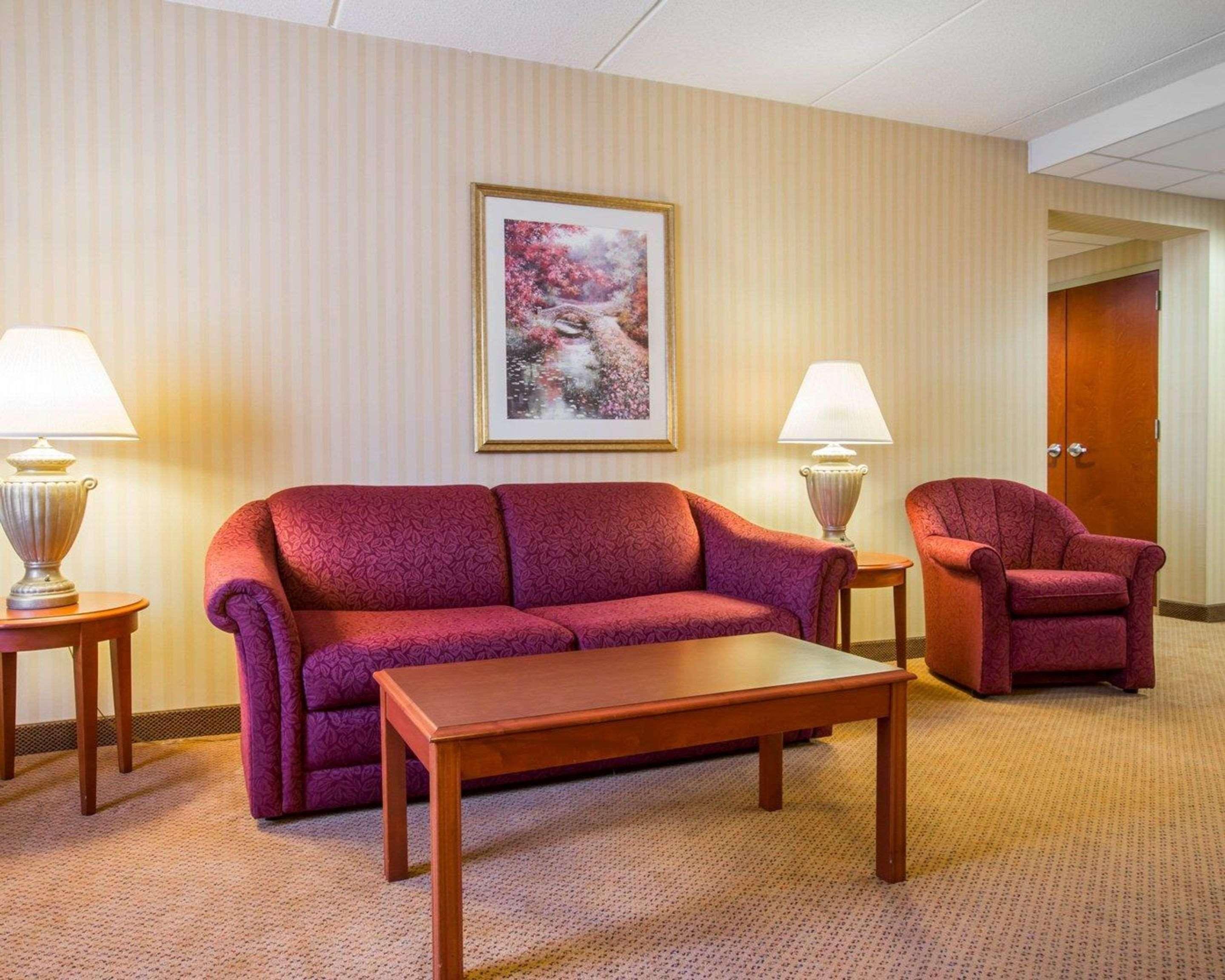 Holiday Inn Express & Suites Hawthorne - Elmsford North By Ihg Exterior foto